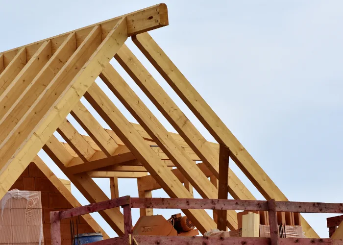 Dach wird gebaut